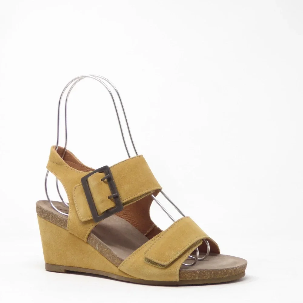 Taos Women High Society Sandals Yellow Suede Wedge Buckle Strap 37 / 6-6.5
